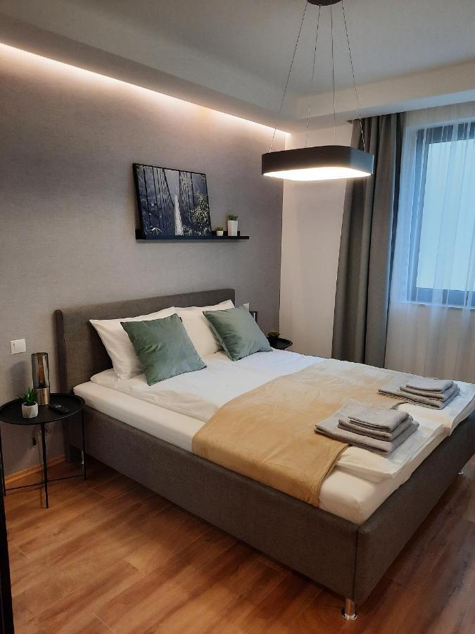 Bpr Space Grey Home With Balcony 부다페스트 외부 사진