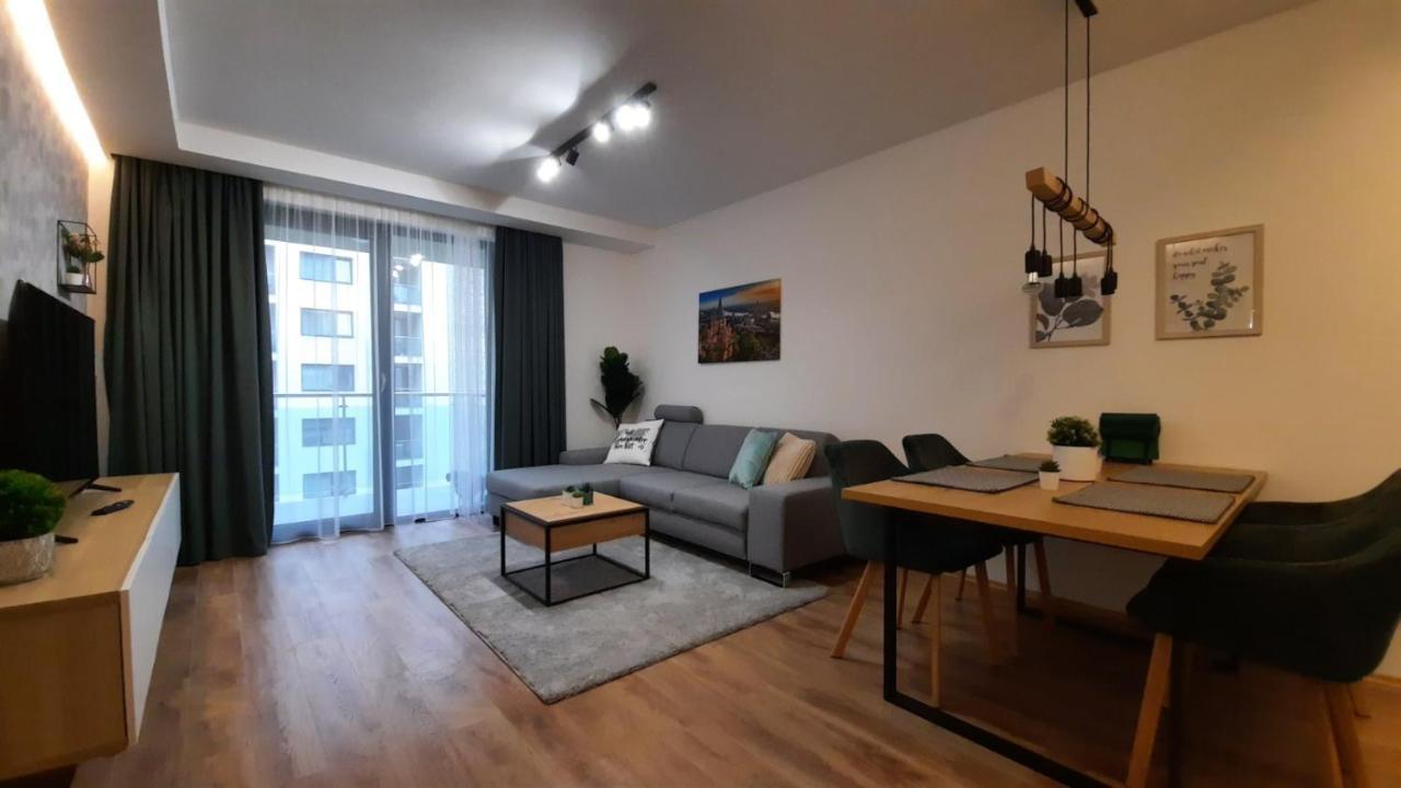 Bpr Space Grey Home With Balcony 부다페스트 외부 사진