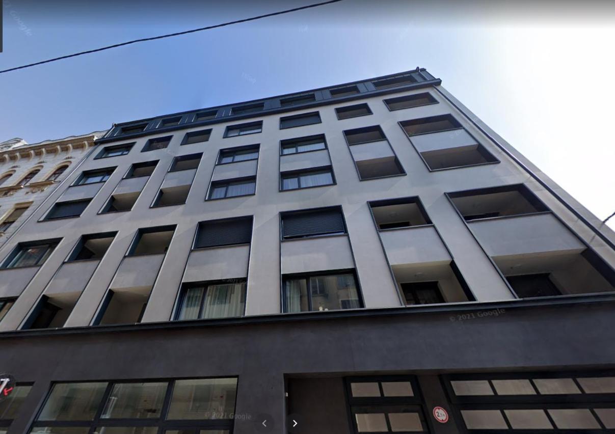 Bpr Space Grey Home With Balcony 부다페스트 외부 사진